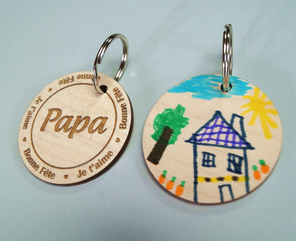 Porte clés en bois gravé Papa d'Amour, cadeau fête des pères original